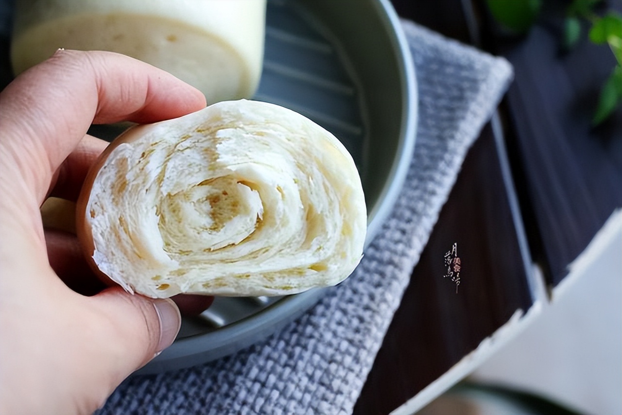 饅頭怎么做才好吃？跟我做，一圈圈撕著吃，比面包還香