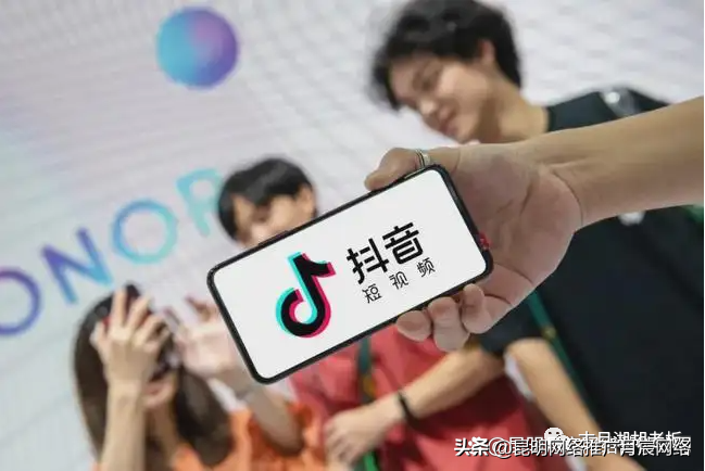 抖音怎樣養(yǎng)號漲粉？如何養(yǎng)抖音號漲粉絲？