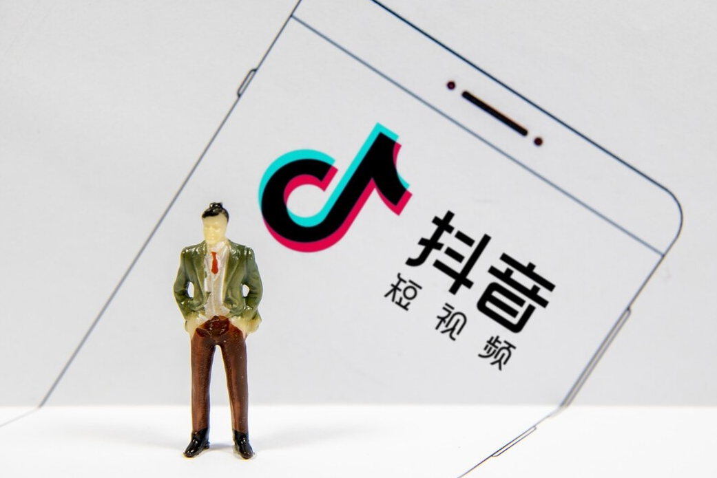 抖音作品怎么關(guān)聯(lián)上熱點(diǎn)話題？抖音作品如何關(guān)聯(lián)熱點(diǎn)？