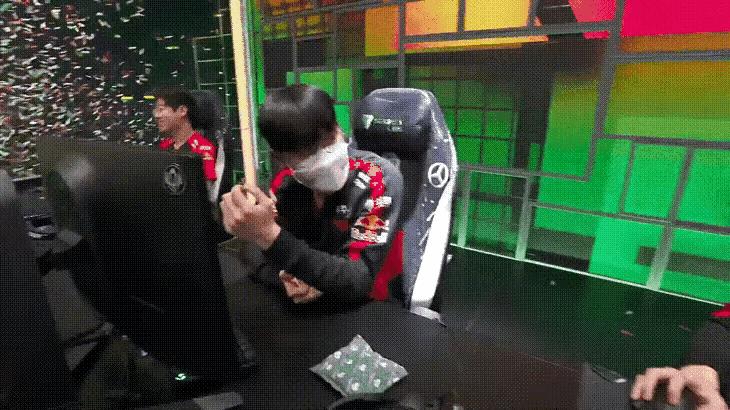 飛蝗石怎么獲得，飛蝗石怎么練？