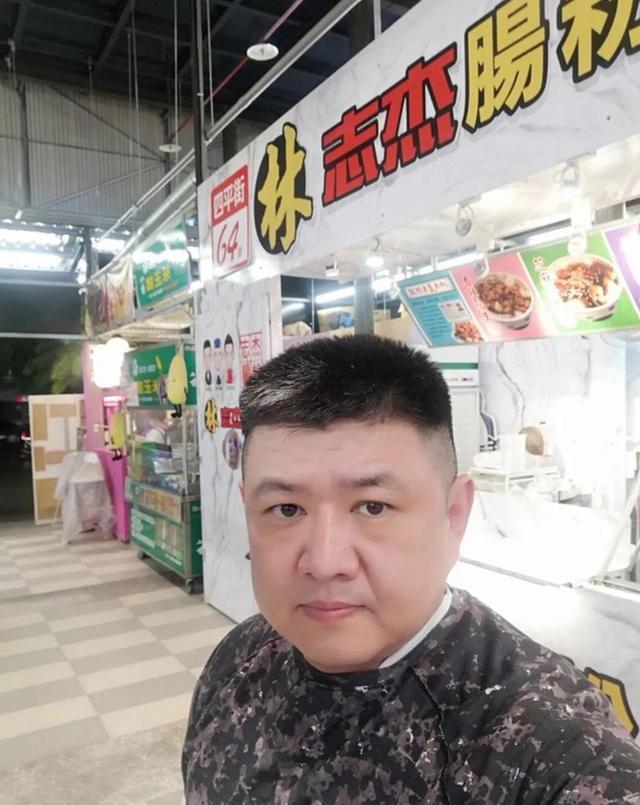 擺攤的腸粉在哪里進(jìn)貨，擺地?cái)偟哪c粉哪里有的批發(fā)？