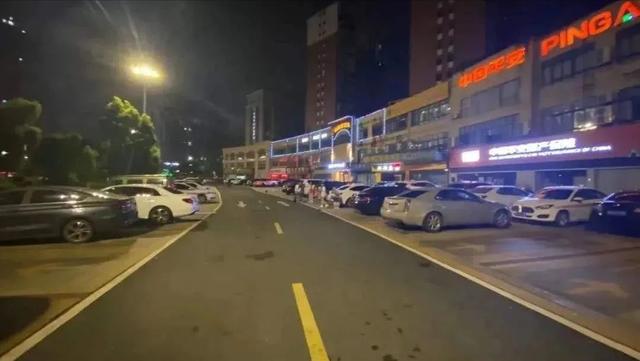 網(wǎng)絡地攤文學，地攤文學四大吹？