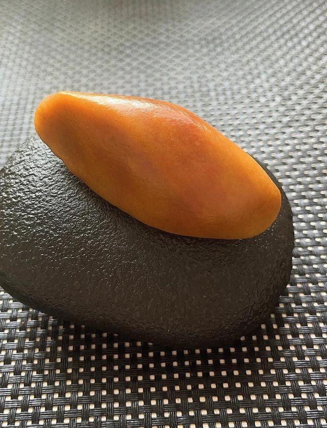新疆金絲玉的各類品種品相，來看看當(dāng)?shù)匦∈r(nóng)的好石分享